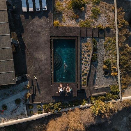 Colombos Beachfront Foinikia  Luaran gambar
